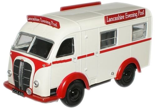 Oxford Diecast 1:76 Scale Austin K8 Threeway Van Lancashire Ev