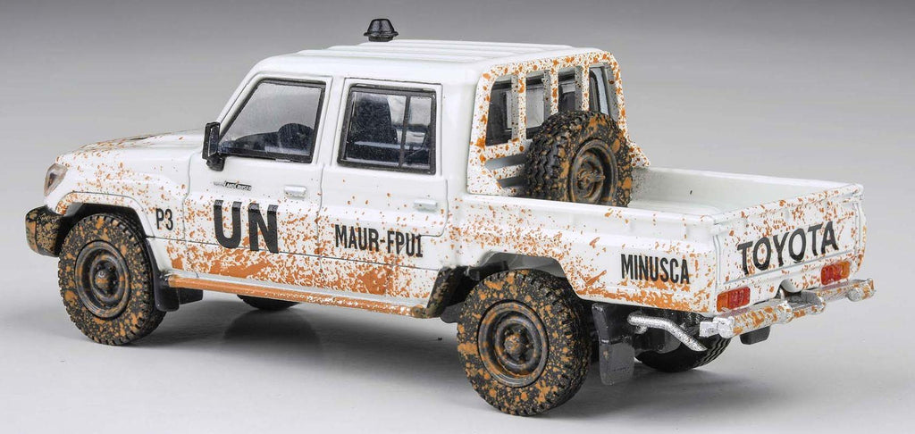 Paragon  1:64th Scale Toyota Land Cruiser LC79 UN Minusca Off Road Effect 2014 (LHD)