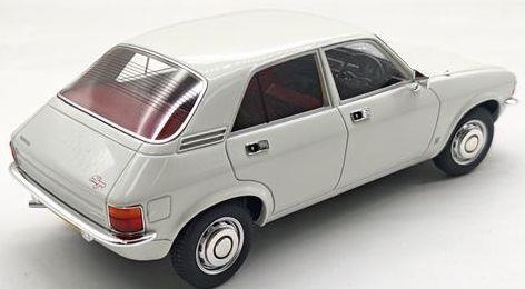 Cult Models 1:18 Scale Austin Allegro Glacier White 1973