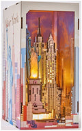 Revell  N/A Scale New York - Tiny Adventures Book Nook