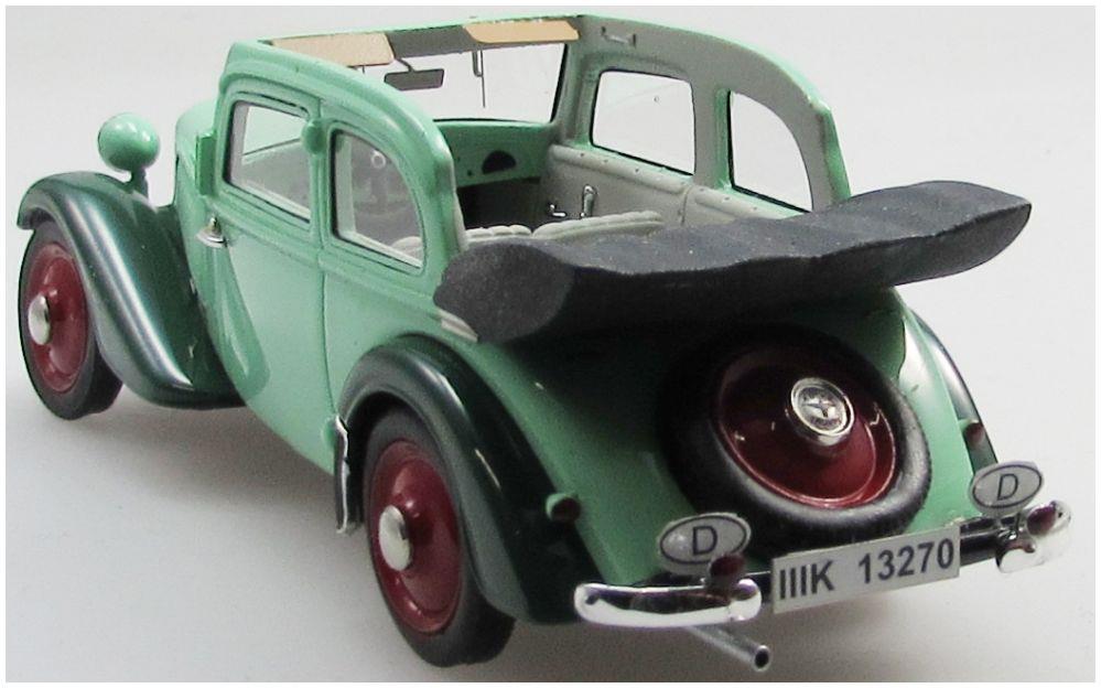 Esval 1:43rd Scale Adler Trumpf Junior Cabrio-Limo Green Two-Tone Green 2-Door Top Down 1934-36