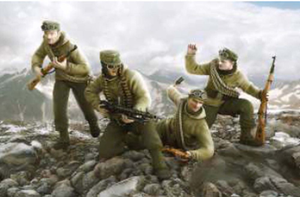 Zvesda 1:72 Scale Soviet HQ WWII Staff