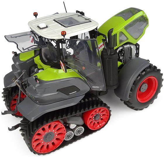 Universal Hobbies 1:32nd Scale Claas Axion 930 Terra Trac Limited Edition