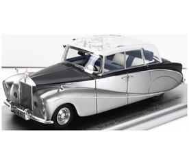 KESS 1:43rd Scale Rolls Royce Silver Wraith Silver/Black Perspex Top 1956 For Movie Joy House 1964