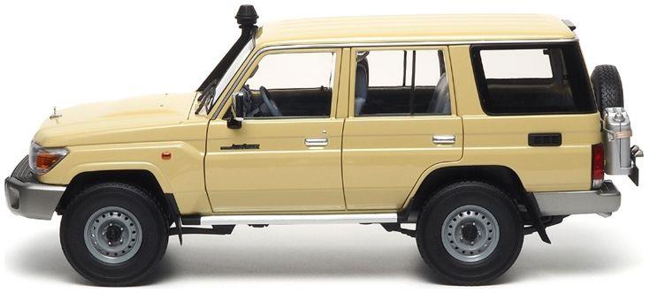 Almost Real 1:18th Scale Toyota Land Cruiser 76 2017 Beige