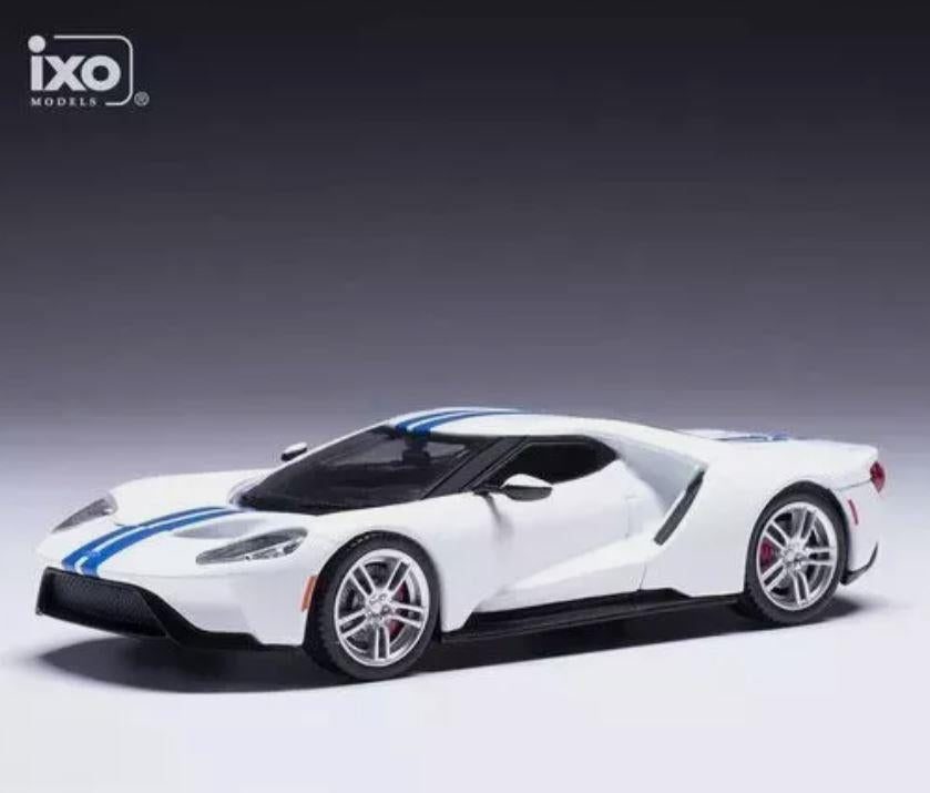 IXO CLC536 1/43 Scale FORD GT 2017 WHITE WITH BLUE STRIPES