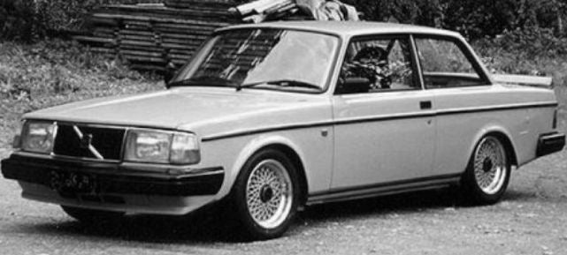 IXO 1:18 Scale Volvo 240 Turbo Custom Matt Blue 1986
