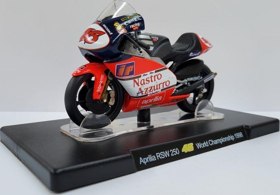 Atlas Editions 1:18 Scale Aprilia RSW 250 1998 Rossi Valentino Rossi Collection in 1:18