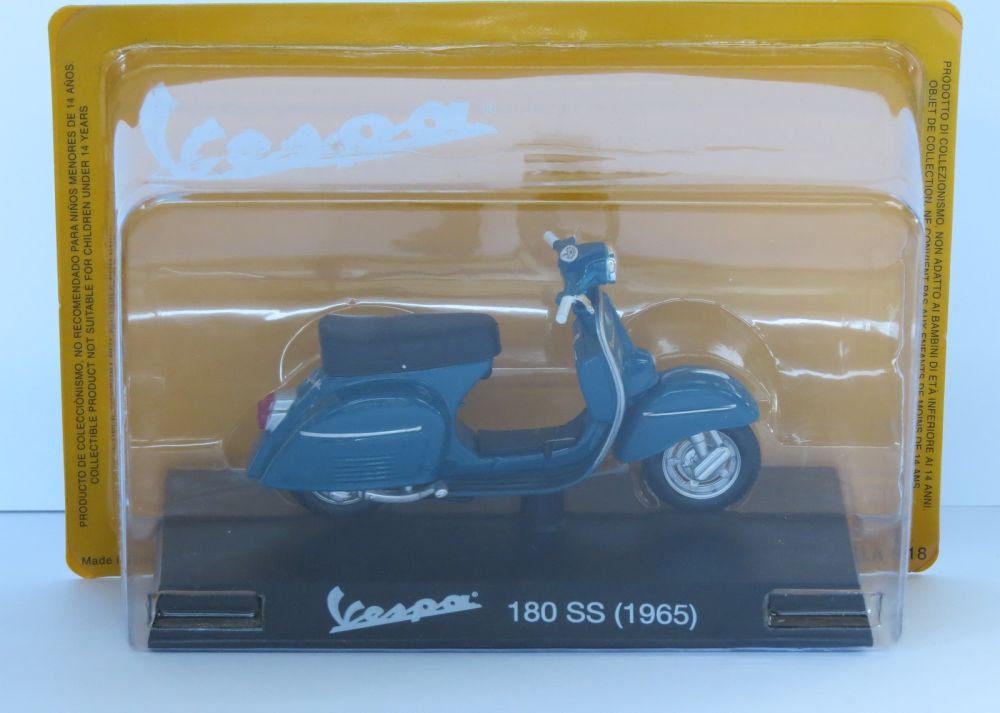 Atlas Editions 1:18 Scale Vespa 180 SS - 1965 Vespa Collection in 1:18