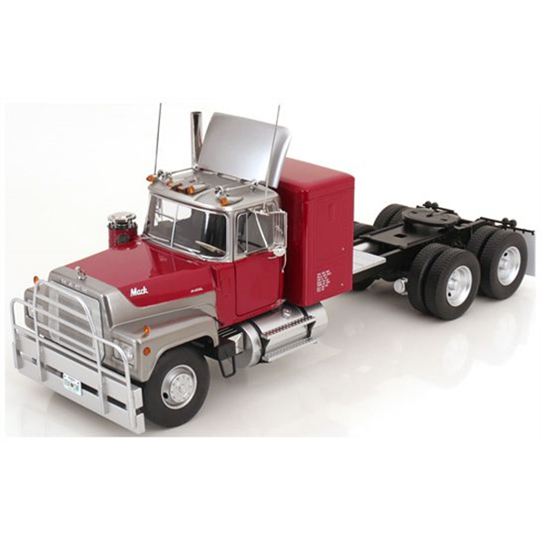 Road Kings 1:18 Scale Mack RL700L 1974 Red Metallic/Silver