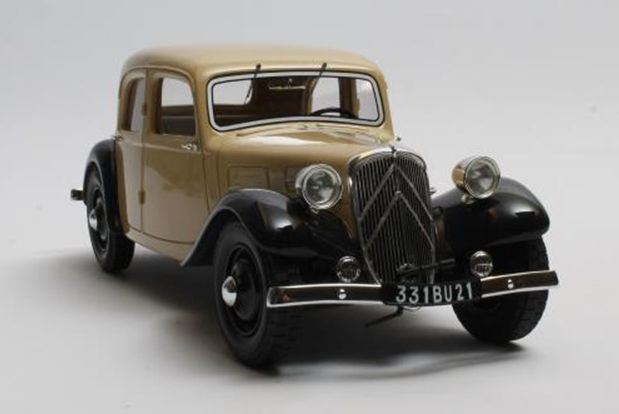 Cult 1:18 Scale Citroen Traction Avant7CV Beige/Black 1934