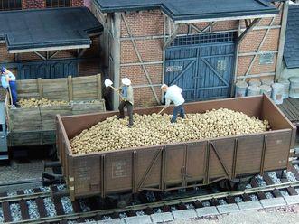Juweela 1:45 Scale Potatoes, 150g