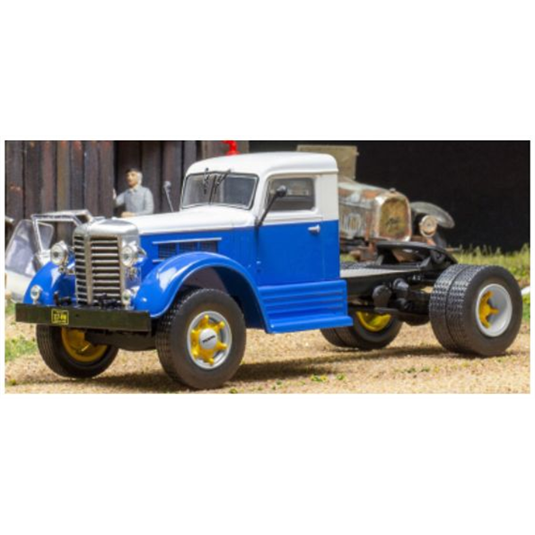 IXO 1:43 Scale Federal 45 M Blue/White 1946