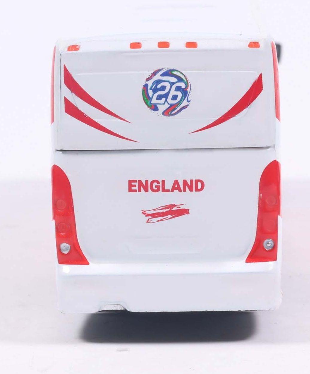 Iconic Replicas  1:87th Scale MCI D4520 Coach England National Soccer Team
