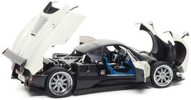 Almost Real 1:18 Scale Pagani Zonda F 2005 Bianco Fabriano