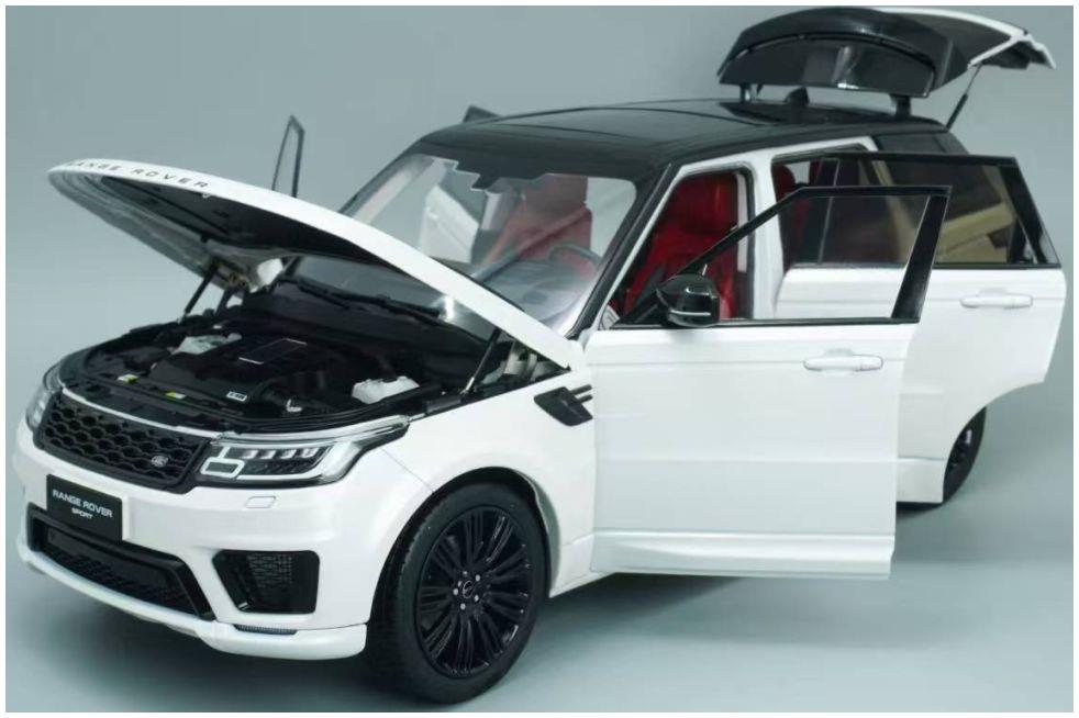 Whelart  1:18th Scale Range Rover Sport 2018 White/Black Wheels