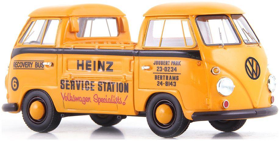 Autocult  N/A Scale Digital Book of The Year 2025 (USB) w/VW T1 Recovery Bus