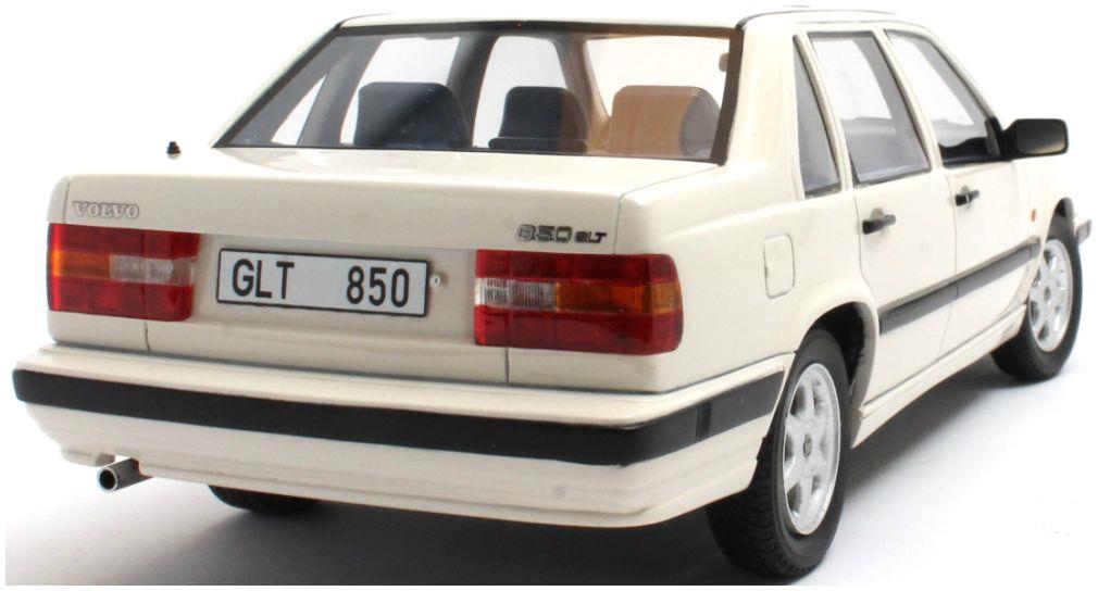 Cult 1:18 Scale Volvo 850 GLT White 1991-1994