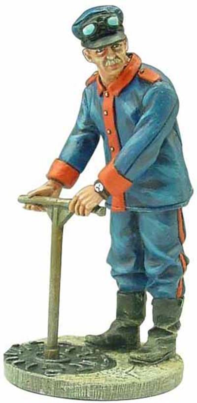 Atlas Editions 1:32 Scale Fireman - firedress Barcelona Spain -1923