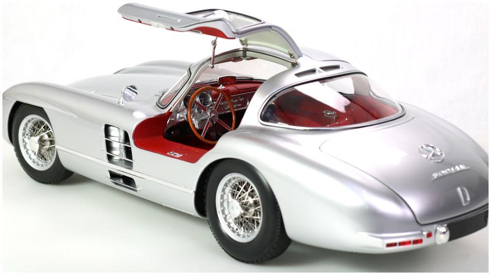 LeGrand 1:8 Collection 1:8th Scale Mercedes Benz 300 SLR Uhlenhaut Coupe 'The Red' (1:8th Diecast Kit)