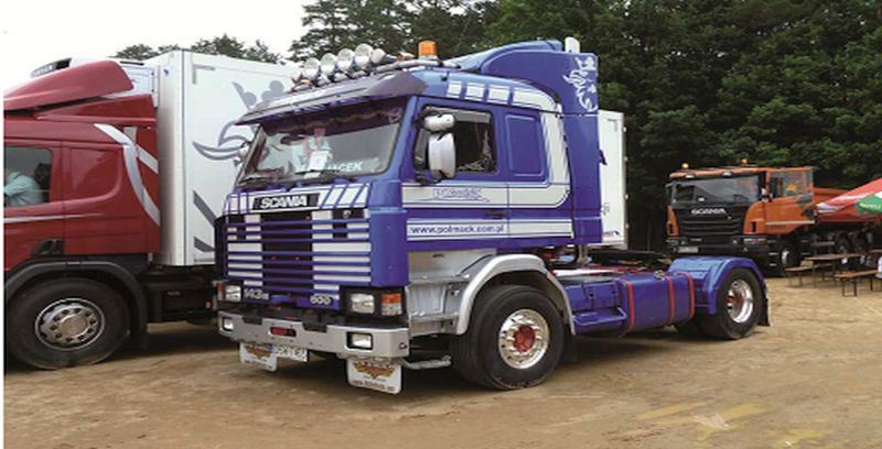 Italeri 1:24 Scale Scania 143M Topline 4x2