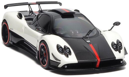 Almost Real 1:18th Scale Pagani Zonda Cinque Coupe 2009 Bianco Benny RHD